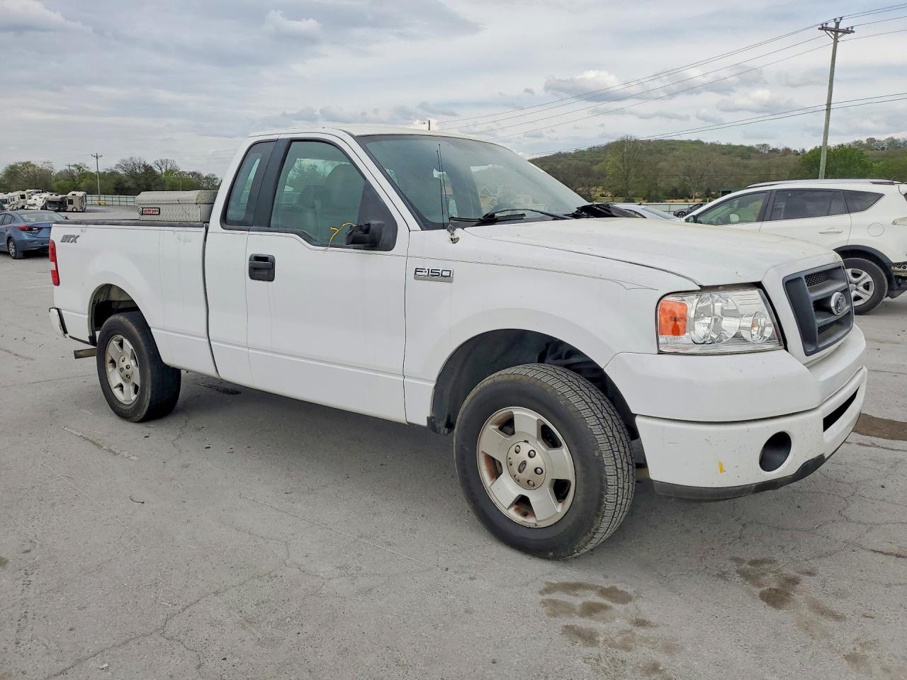 2006 Ford F150 White vin: 1FTRF12286NA82243