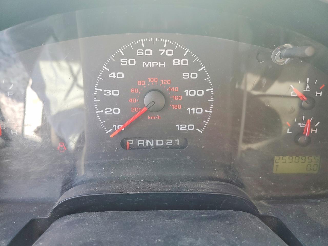 2006 Ford F150 Белый vin: 1FTRF12286NA97597