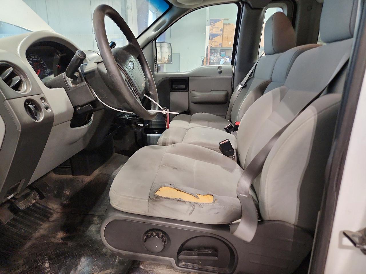 2007 Ford F150 Белый vin: 1FTRF12287KD35242