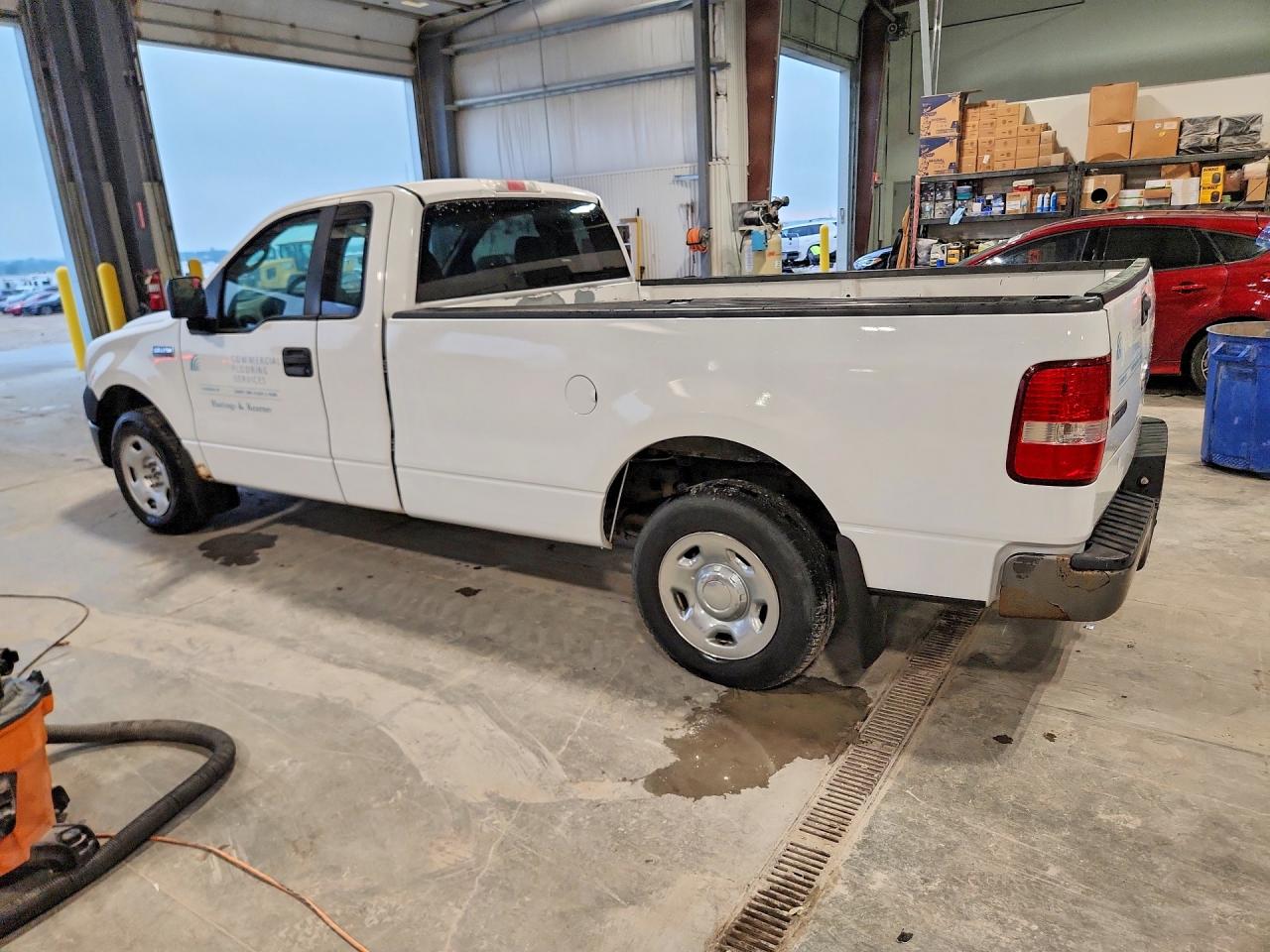 2007 Ford F150 Белый vin: 1FTRF12287KD35242
