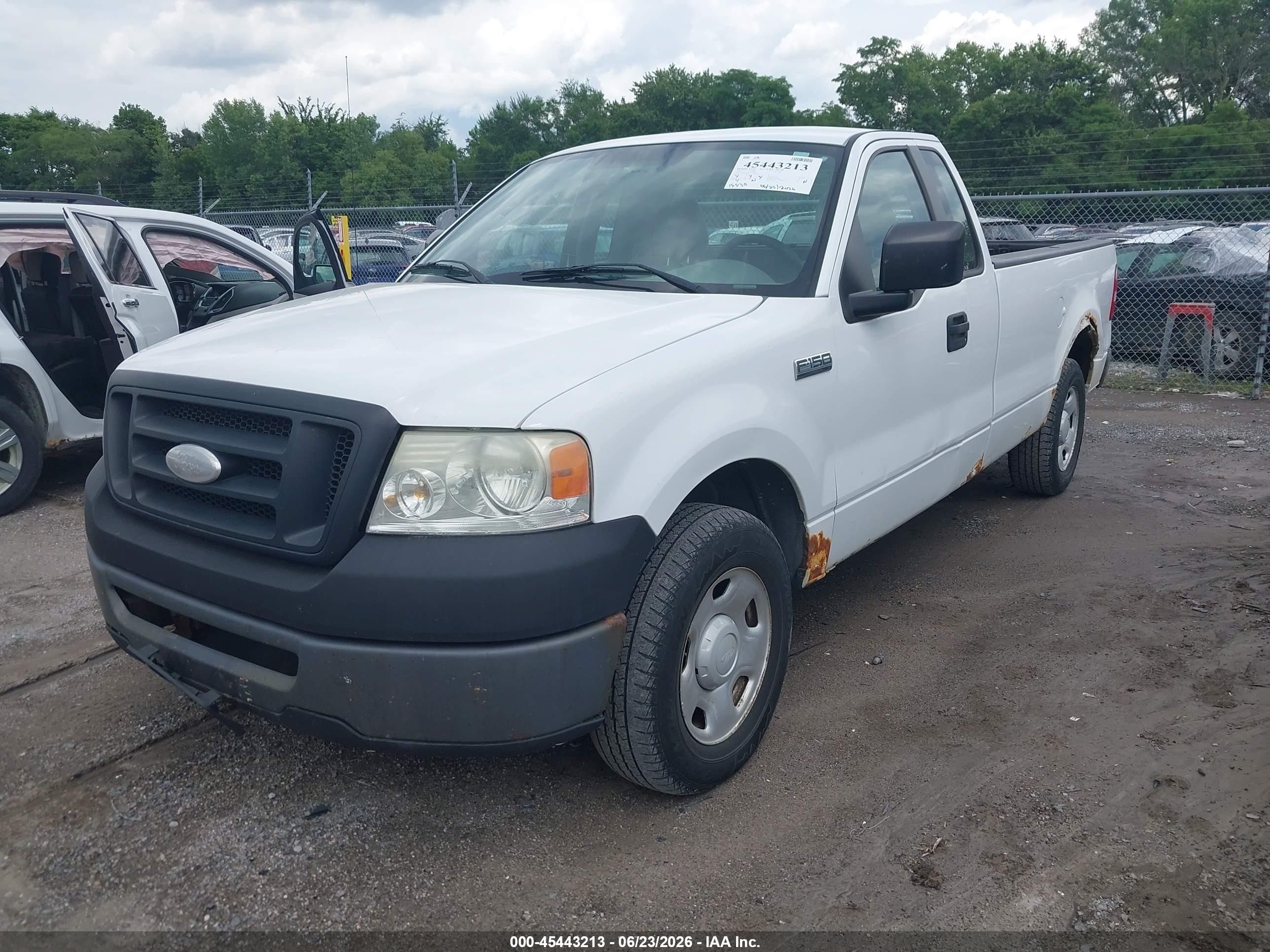 2007 Ford F-150 Stx/xl/xlt Белый vin: 1FTRF12287NA25865