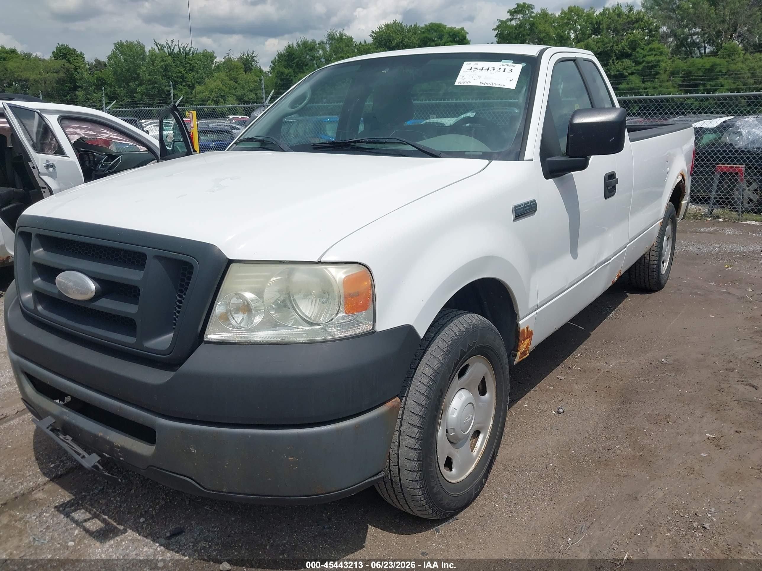 2007 Ford F-150 Stx/xl/xlt Белый vin: 1FTRF12287NA25865