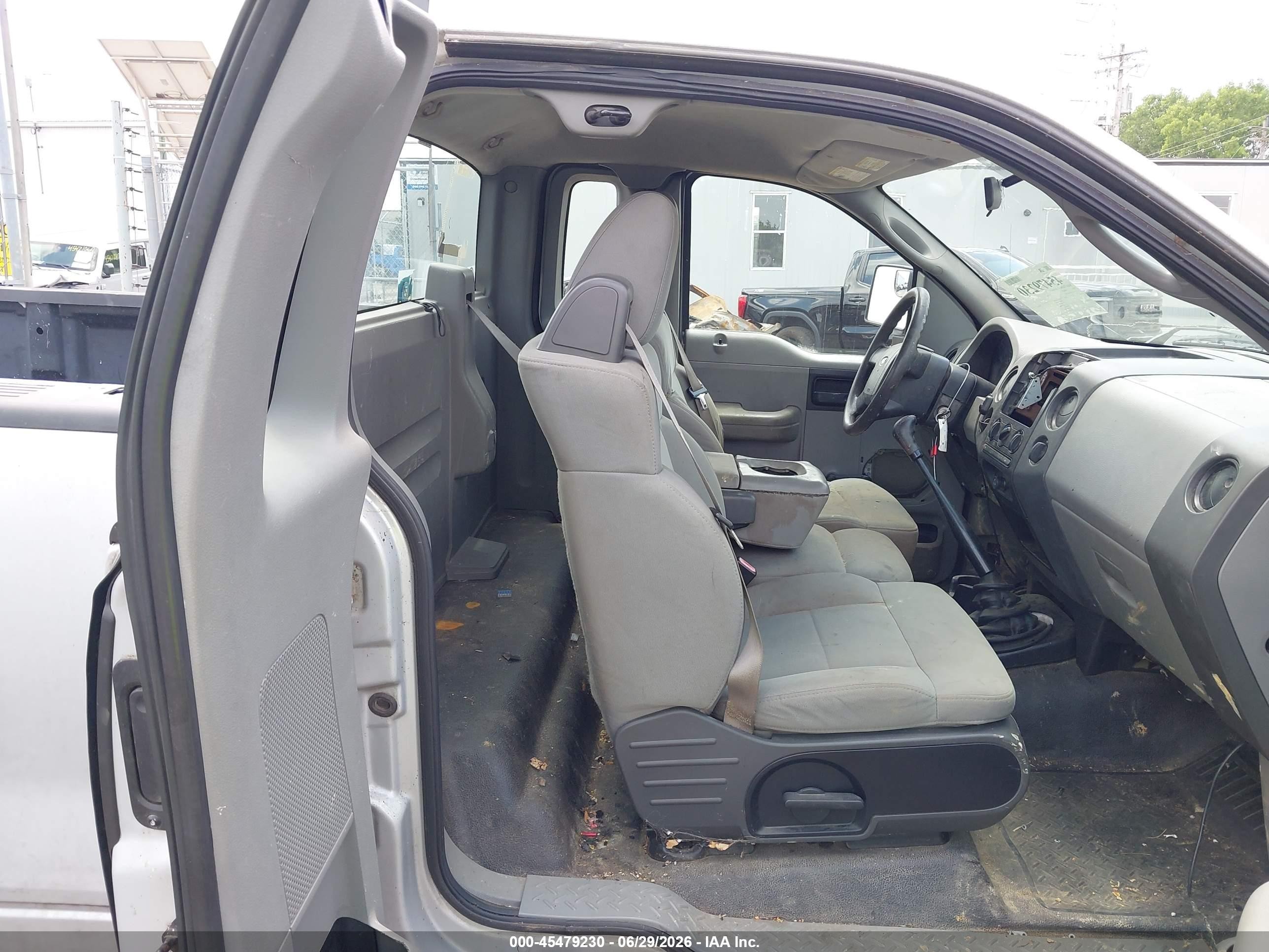2007 Ford F-150 Stx/xl/xlt Silver vin: 1FTRF12287NA32895