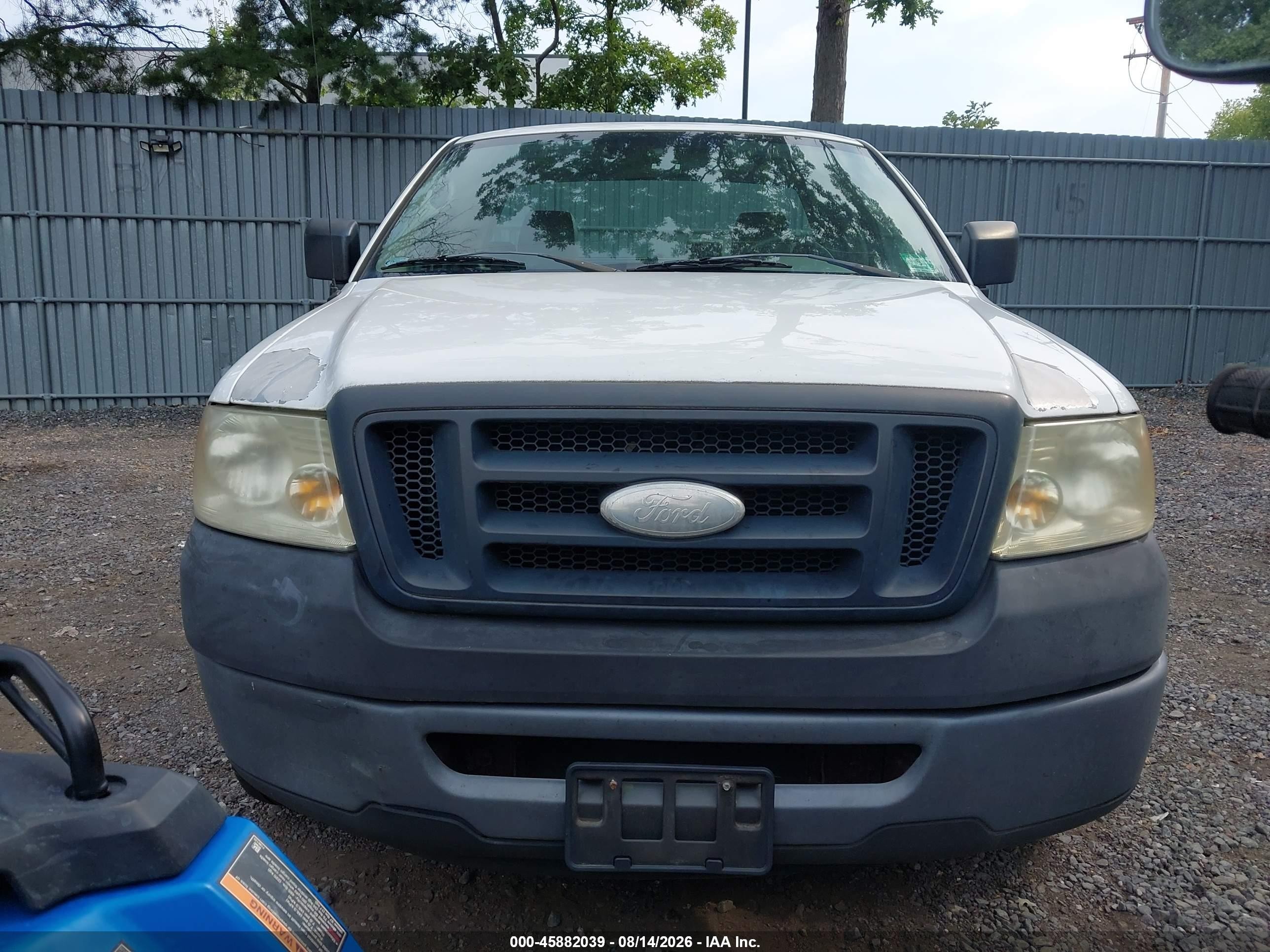 2008 Ford F150   Белый vin: 1FTRF12288KB48083