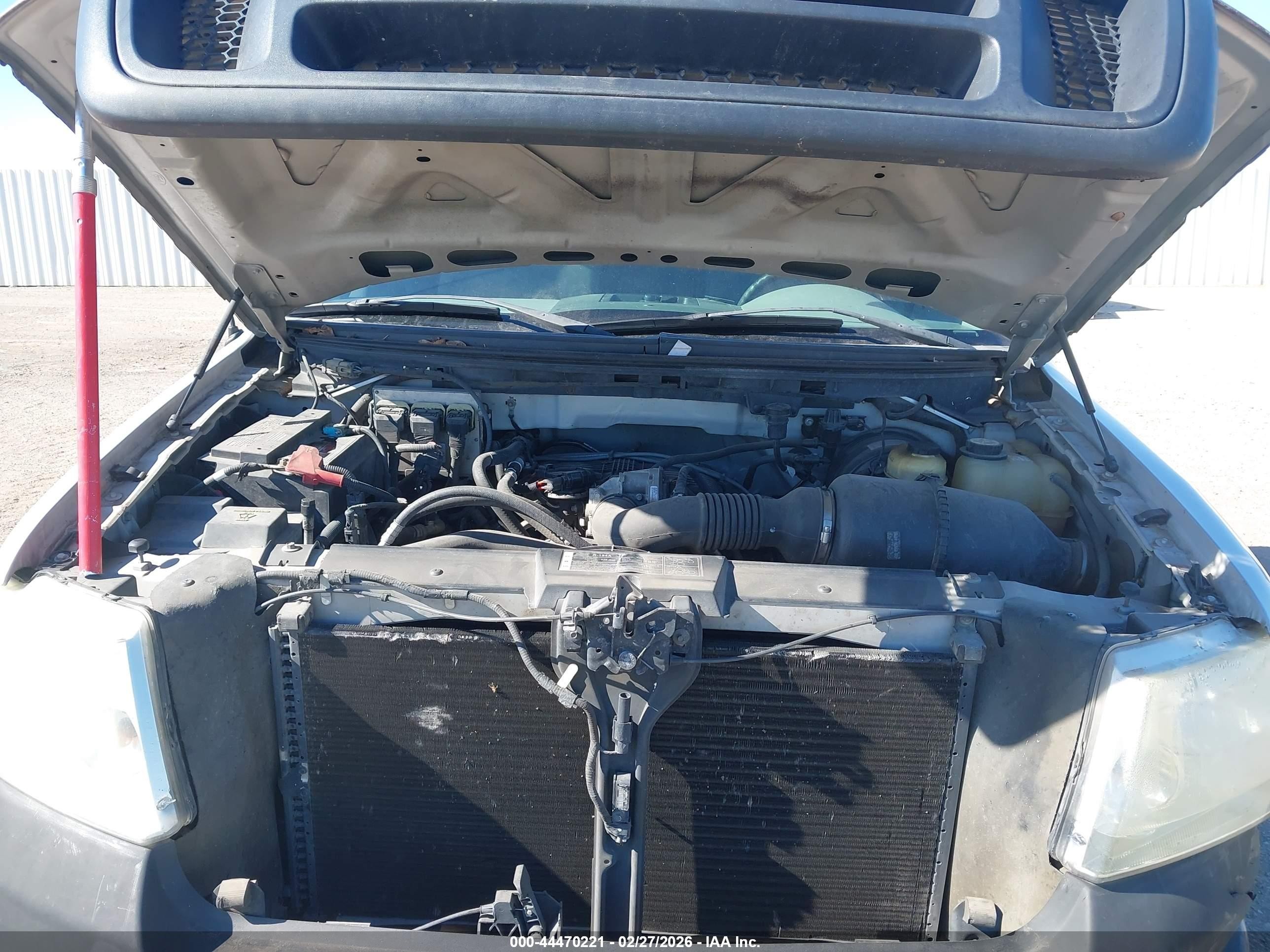 2008 Ford F-150 Stx/xl/xlt Silver vin: 1FTRF12288KC49205