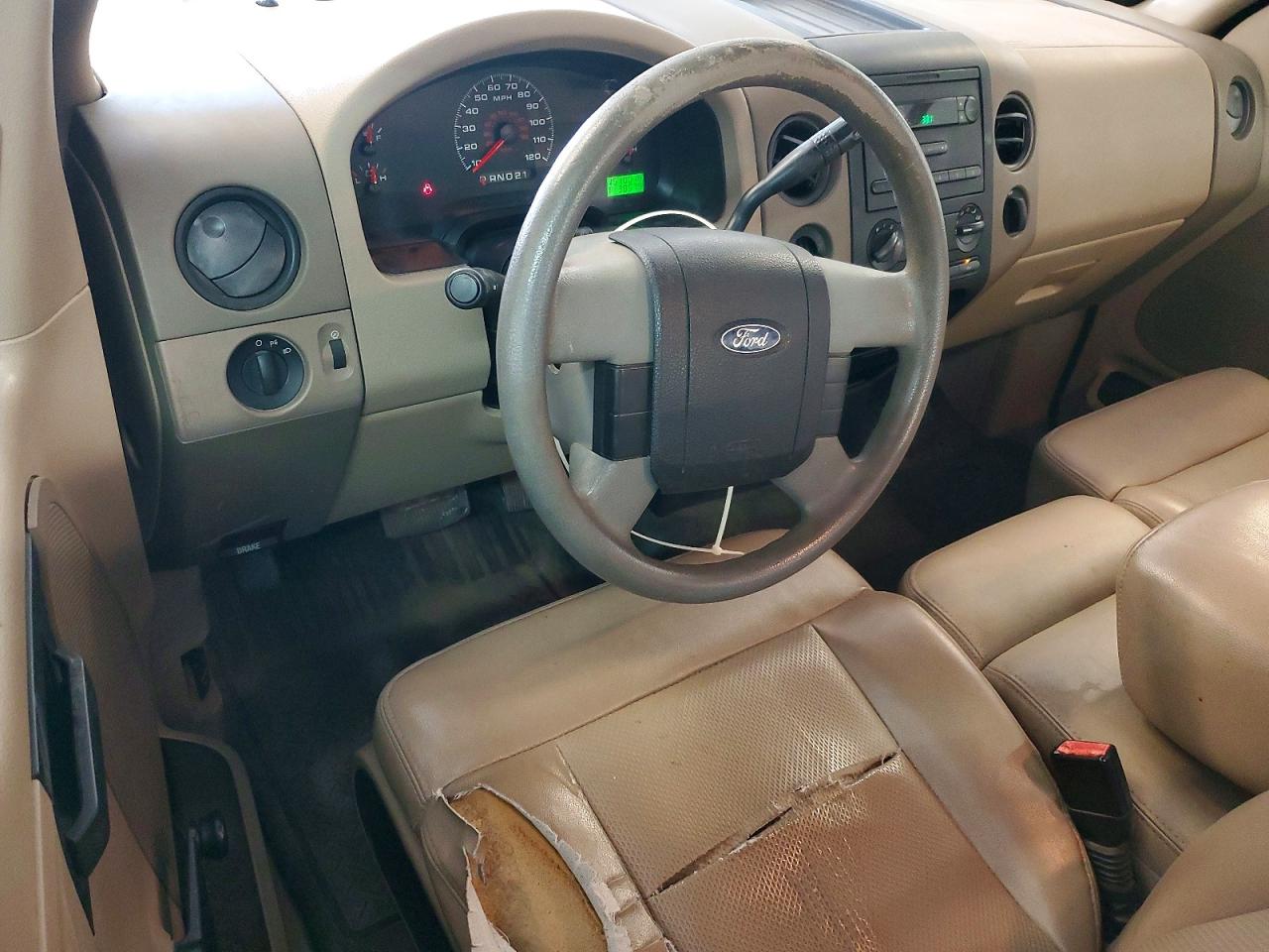 2008 Ford F150 White vin: 1FTRF12288KE32829