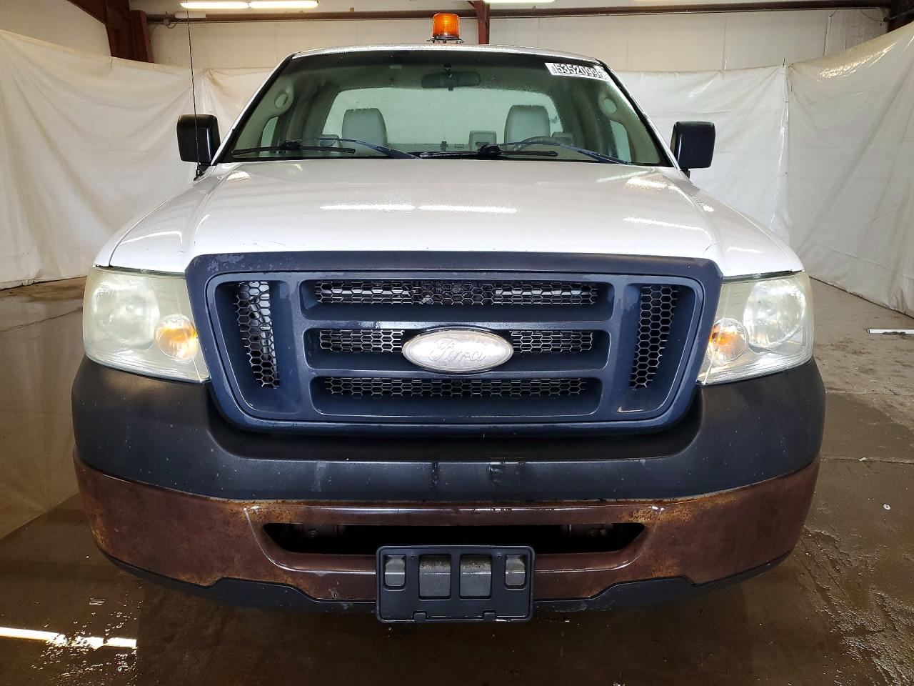 2008 Ford F150 White vin: 1FTRF12288KE32829