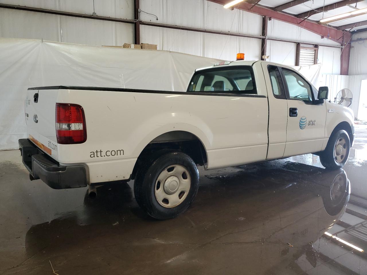 2008 Ford F150 White vin: 1FTRF12288KE32829 Damage: Right Bed Side, Multiple Scratches Heavy, 4