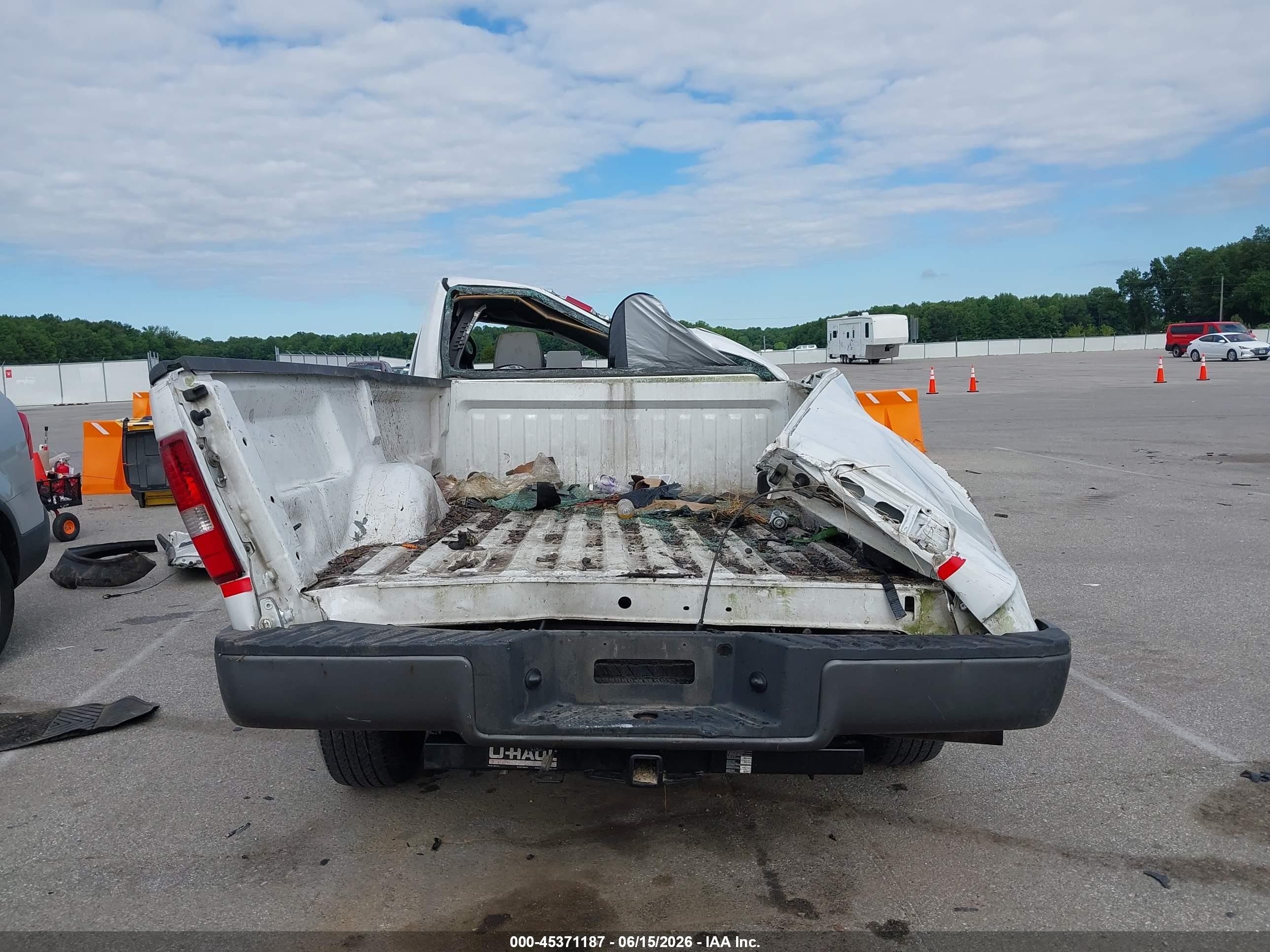 2008 Ford F-150 Stx/xl/xlt White vin: 1FTRF12288KE43930