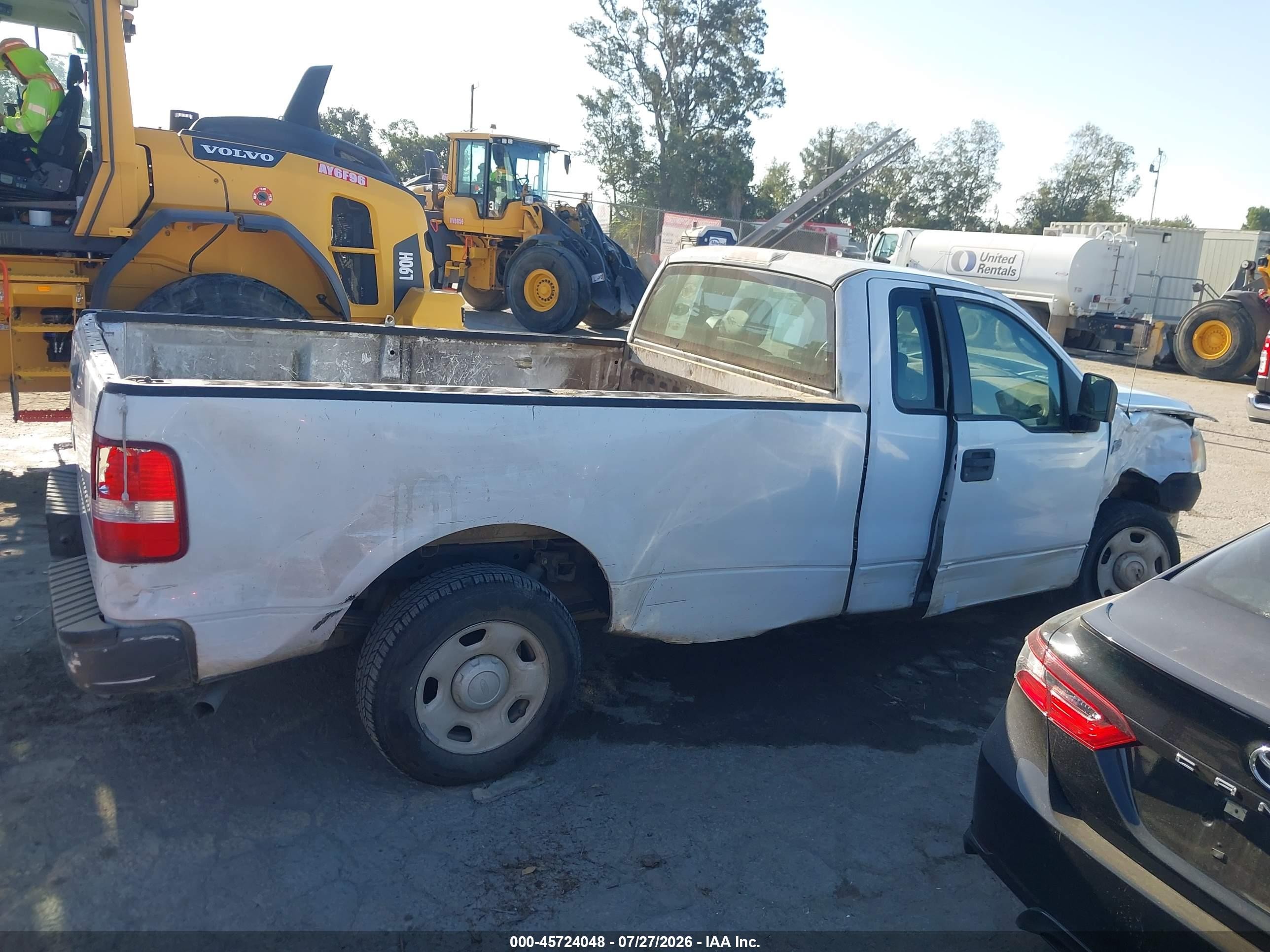 2005 Ford F-150 Stx/xl/xlt White vin: 1FTRF12295NB82253