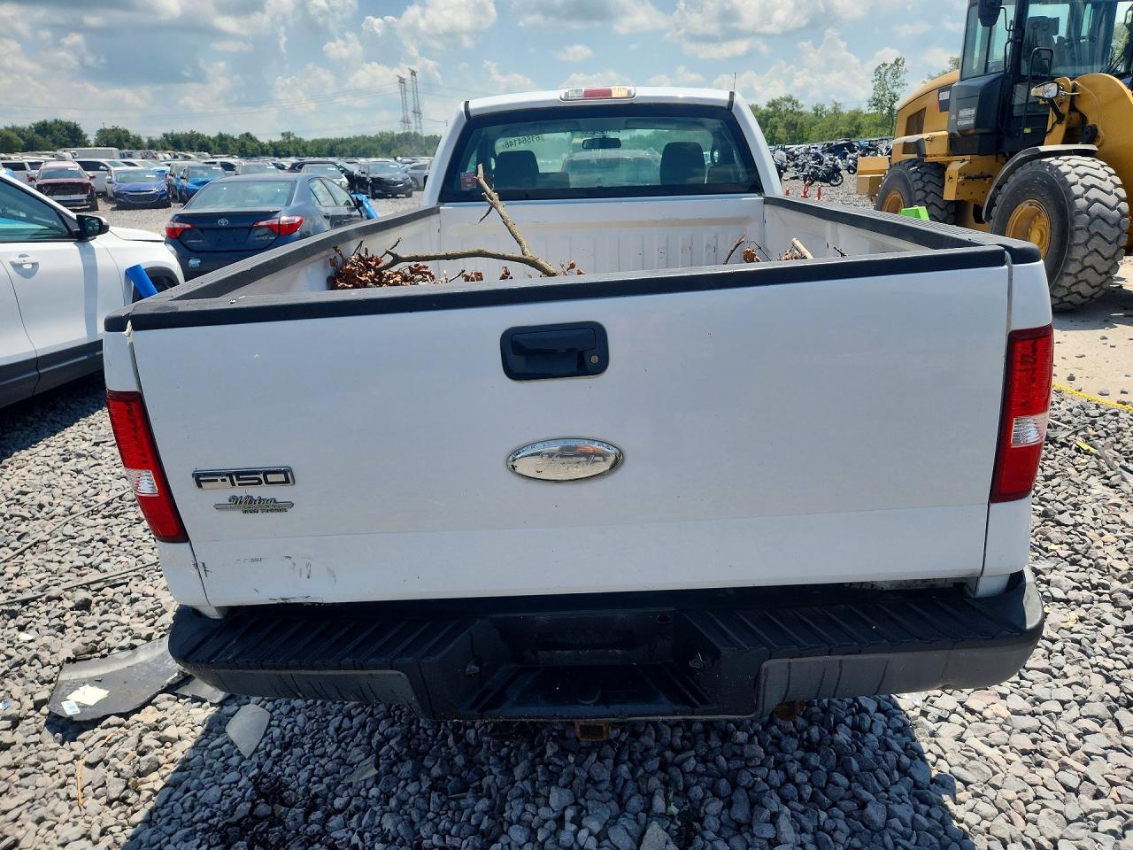 2006 Ford F150 White vin: 1FTRF12296NA71946