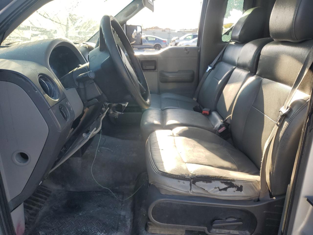 2006 Ford F150 Silver vin: 1FTRF12296NB45365