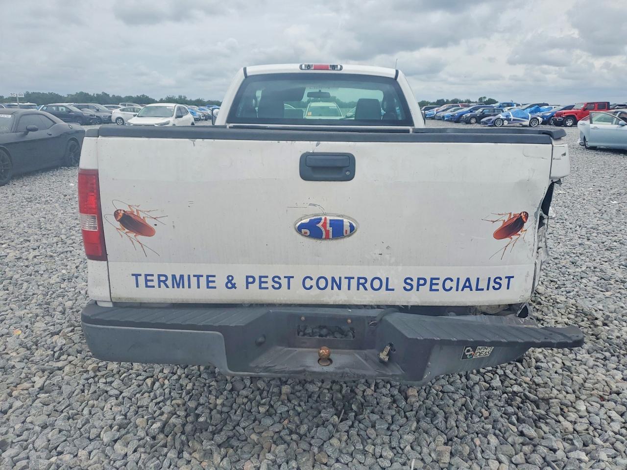 2007 Ford F150 White vin: 1FTRF12297KC15935