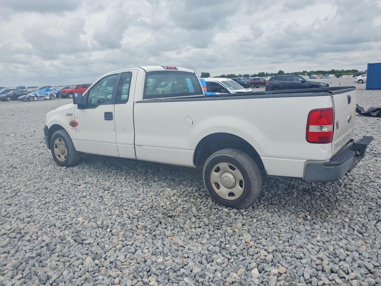 2007 Ford F150 White vin: 1FTRF12297KC15935