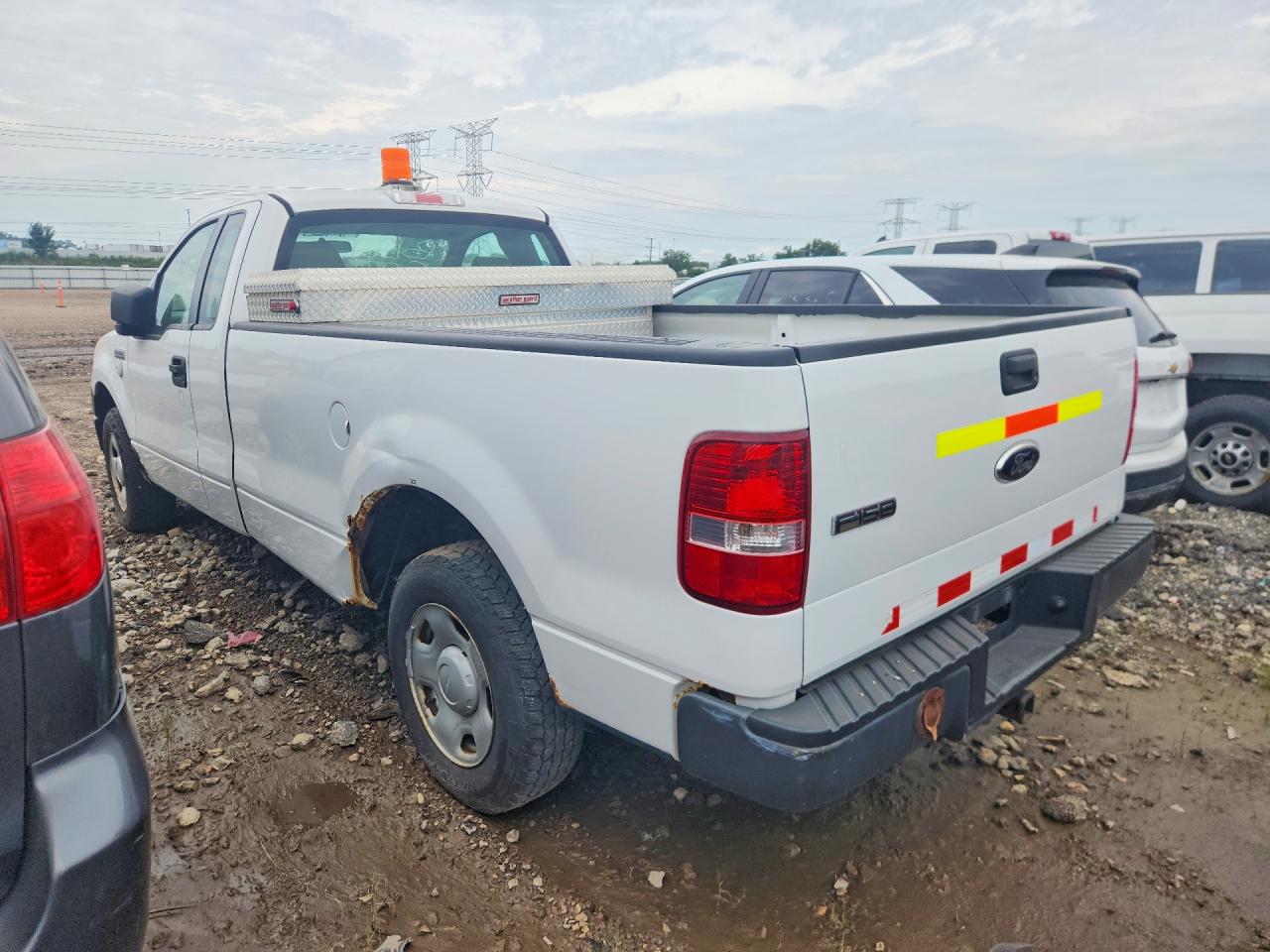 2008 Ford F150 White vin: 1FTRF12298KC95478