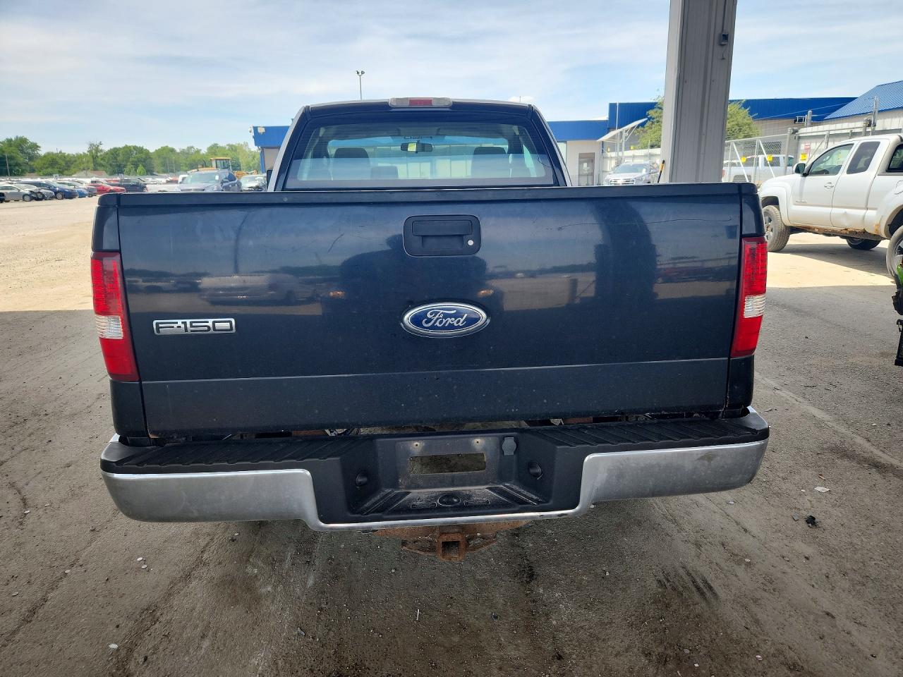 2005 Ford F150 Черный vin: 1FTRF122X5NB02555