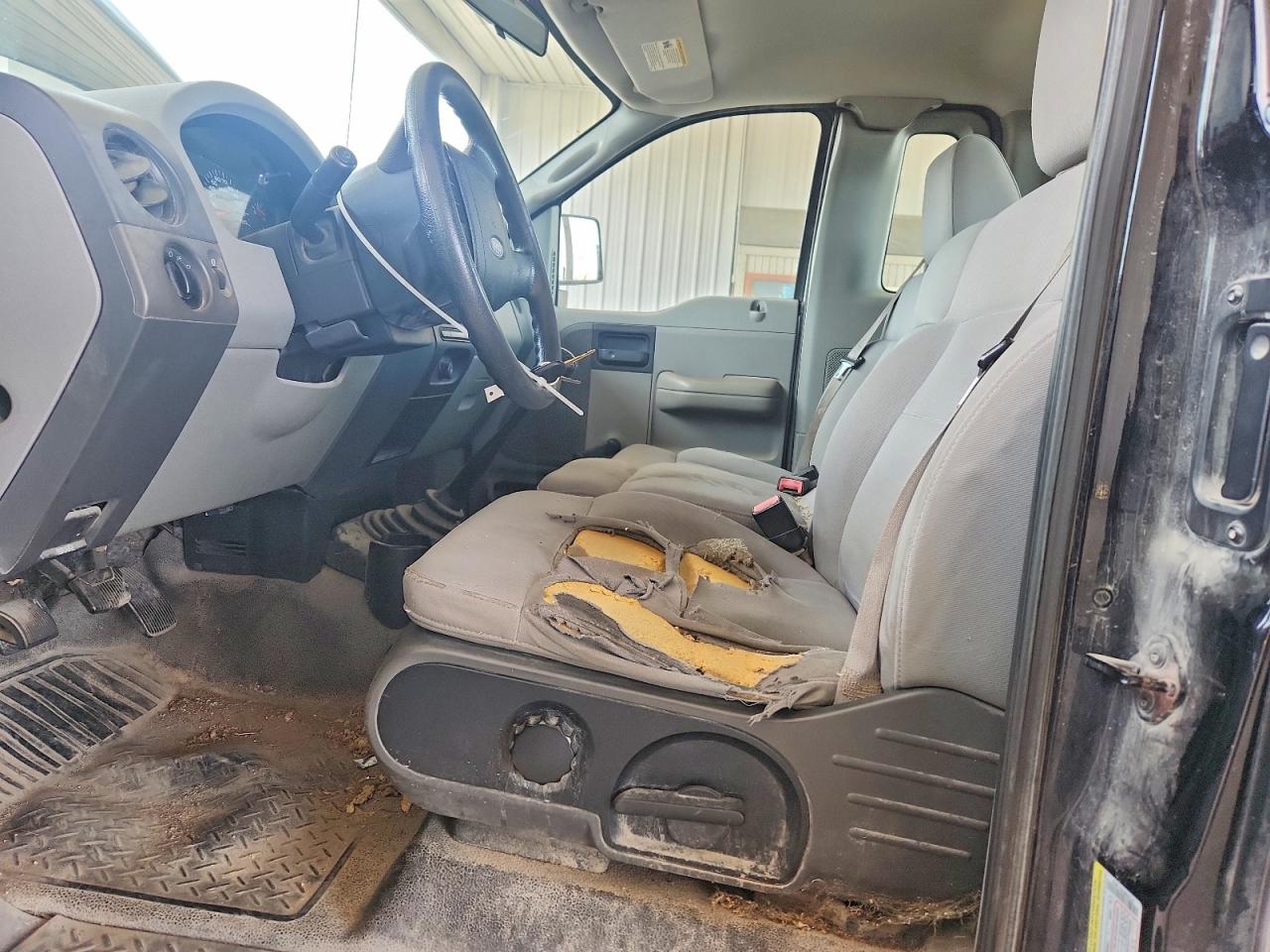 2005 Ford F150 Черный vin: 1FTRF122X5NB02555