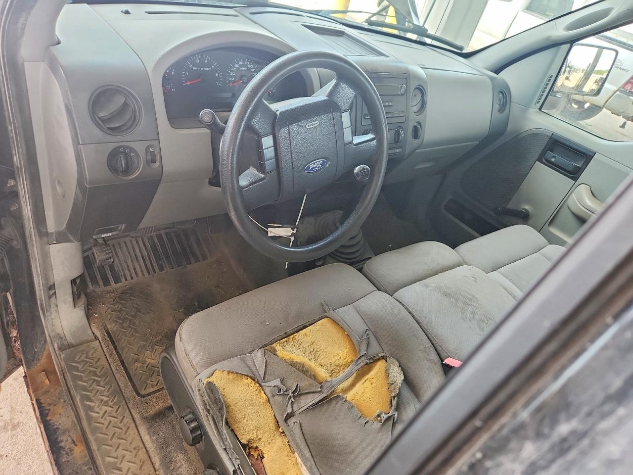 2005 Ford F150 Черный vin: 1FTRF122X5NB02555
