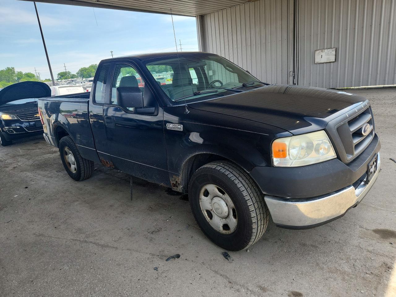 2005 Ford F150 Черный vin: 1FTRF122X5NB02555