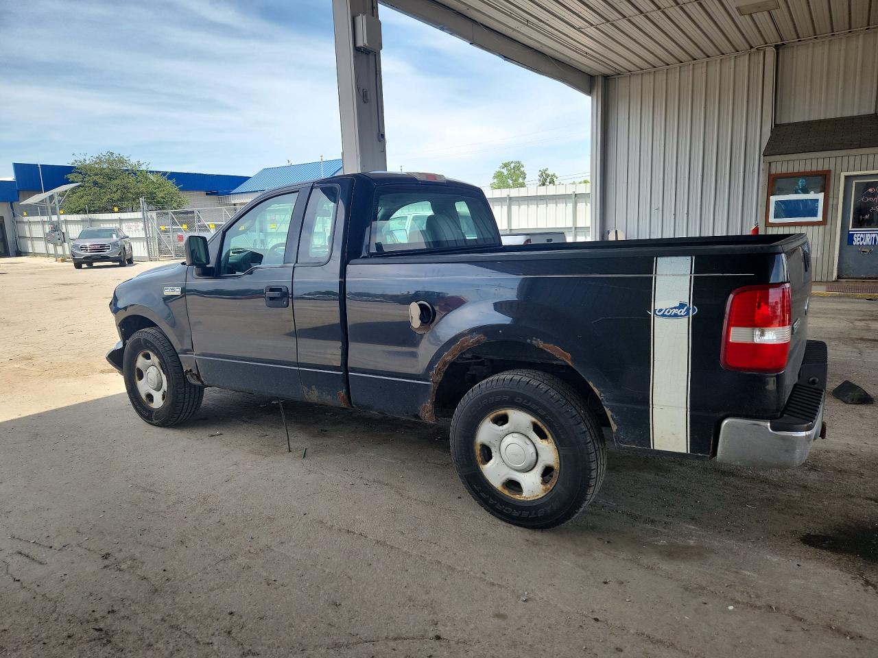 2005 Ford F150 Черный vin: 1FTRF122X5NB02555