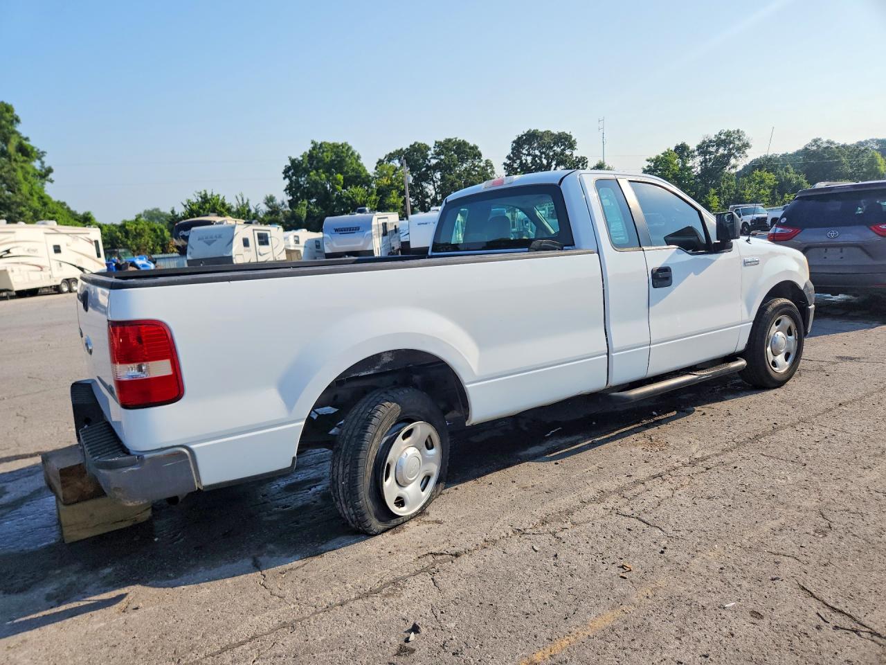 2006 Ford F150 Белый vin: 1FTRF122X6NB58495