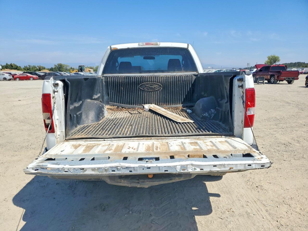 2007 Ford F150 Белый vin: 1FTRF122X7KB62954
