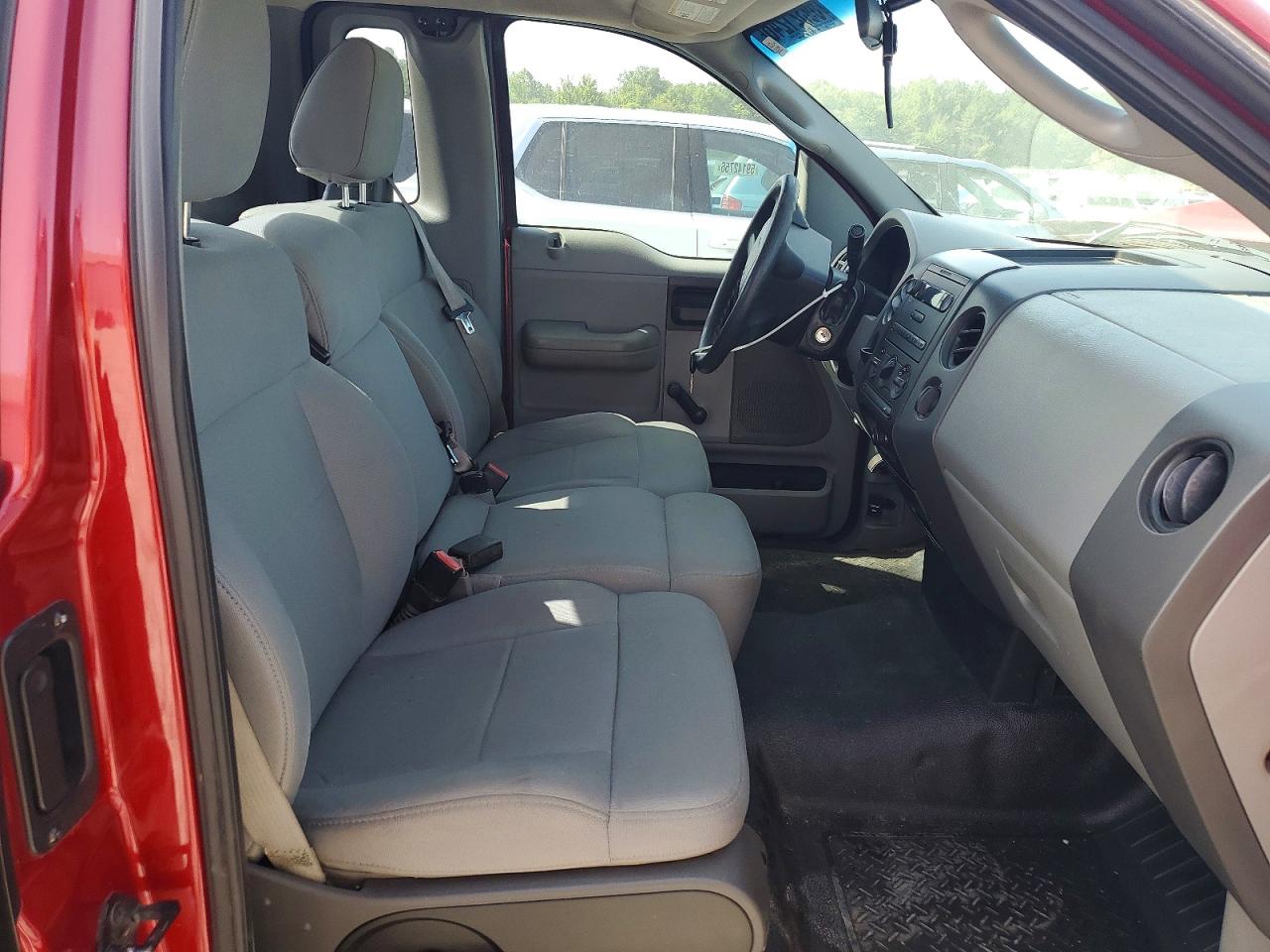 2007 Ford F150 Red vin: 1FTRF122X7NA47804