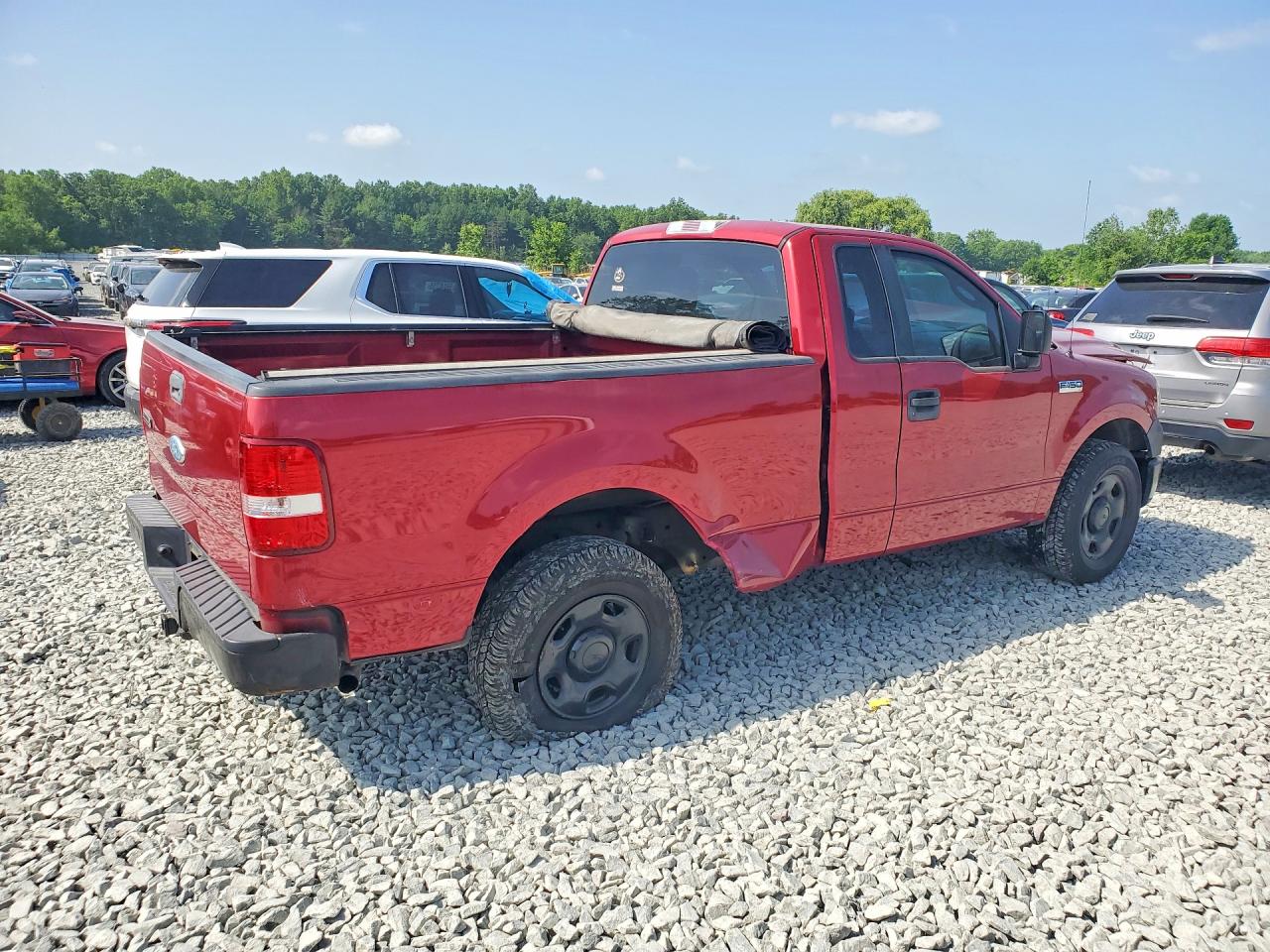 2007 Ford F150 Red vin: 1FTRF122X7NA47804