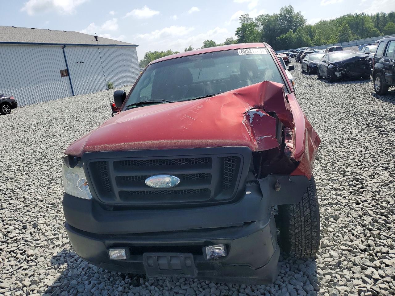 2007 Ford F150 Red vin: 1FTRF122X7NA47804