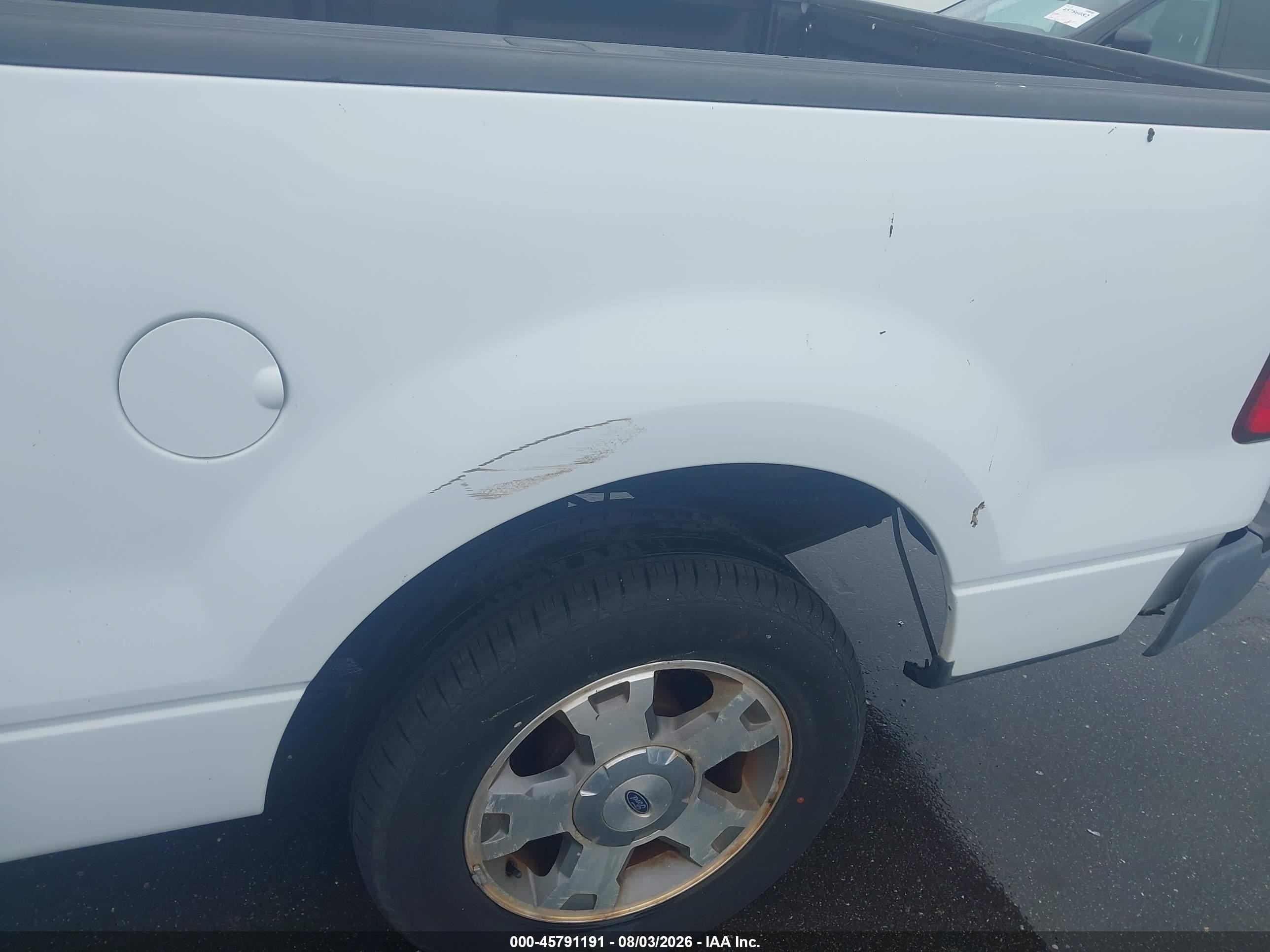 2007 Ford F-150 Stx/xl/xlt White vin: 1FTRF122X7NA66840