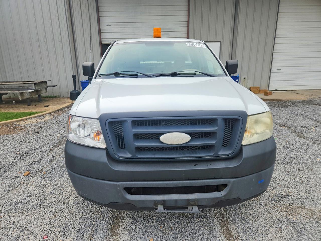 2008 Ford F150 White vin: 1FTRF122X8KB62860