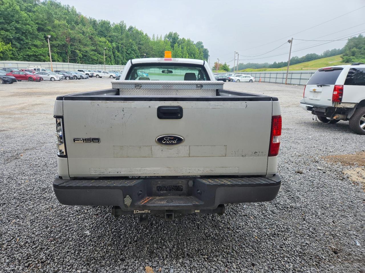 2008 Ford F150 White vin: 1FTRF122X8KB62860