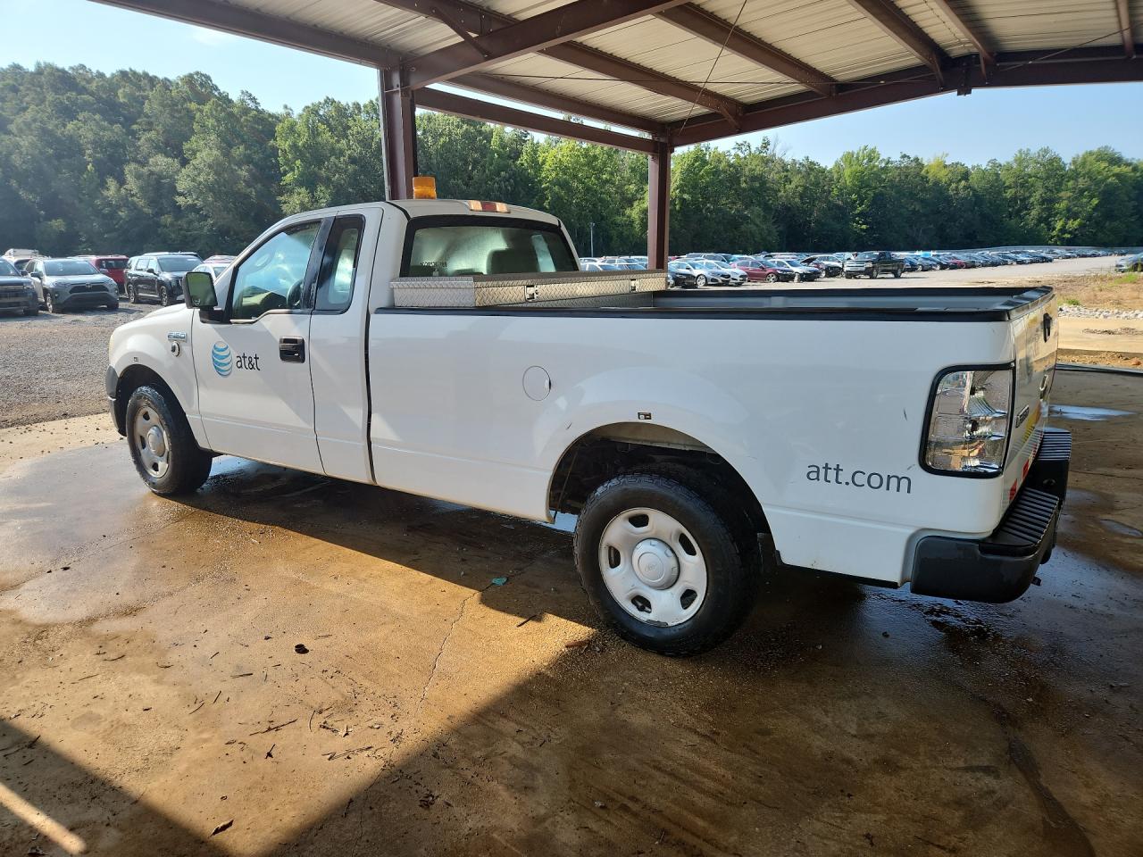 2008 Ford F150 White vin: 1FTRF122X8KB62860 Damage: Left Bed Side, Heavy Scratch, 3 To 4 Inches
