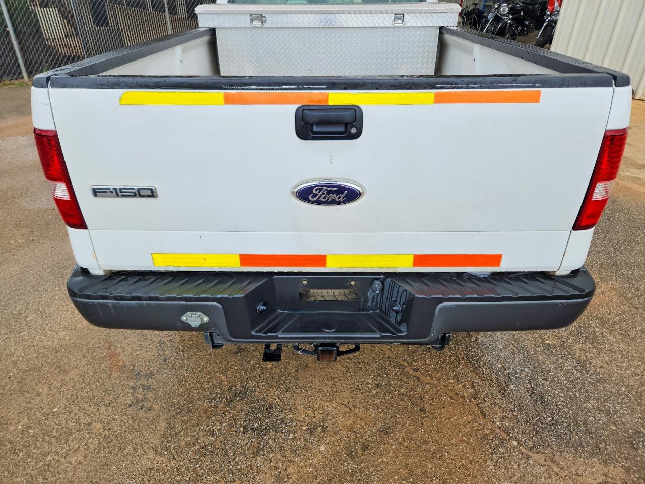2008 Ford F150 White vin: 1FTRF122X8KB80565