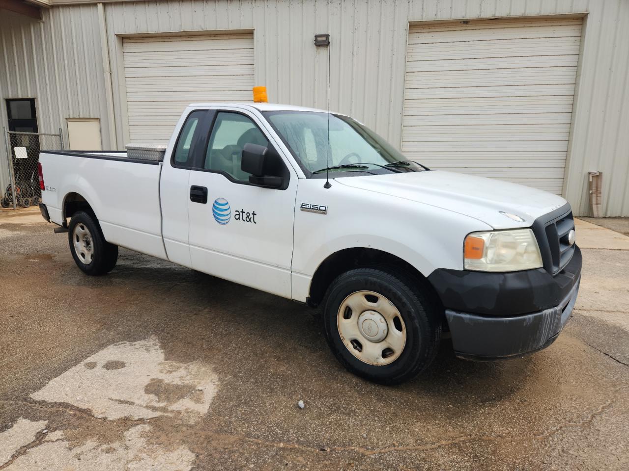 2008 Ford F150 White vin: 1FTRF122X8KB80565 Damage: Overall Vehicle, De-Identify, Removal Required