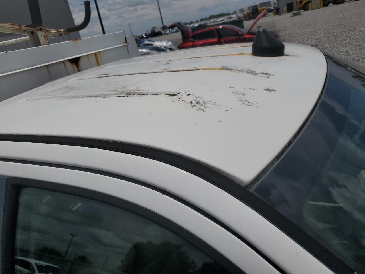 2008 Ford F150 White vin: 1FTRF122X8KB87628 Damage: Roof, Rust, > 12 Inches