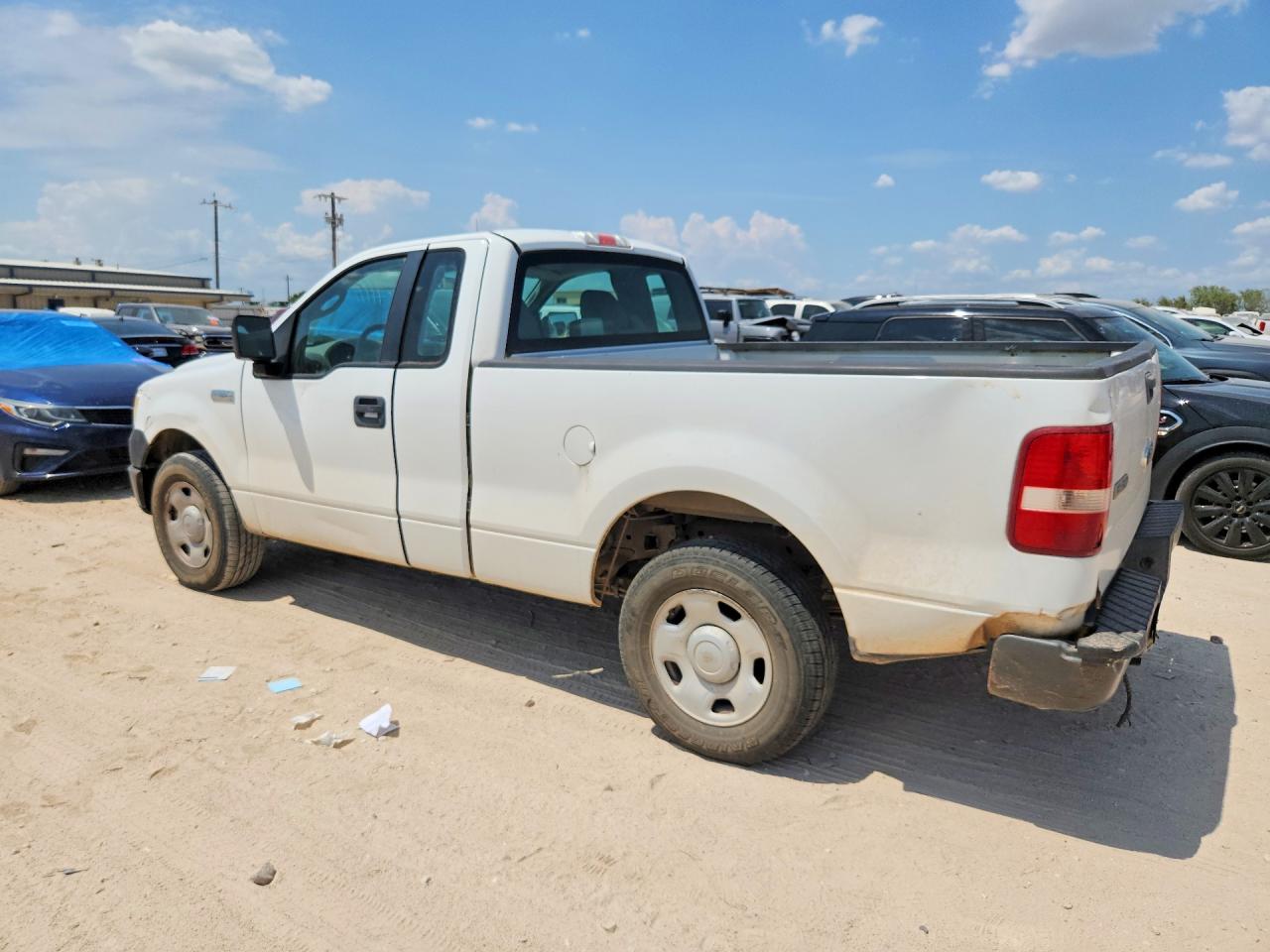 2008 Ford F150 White vin: 1FTRF122X8KC53580