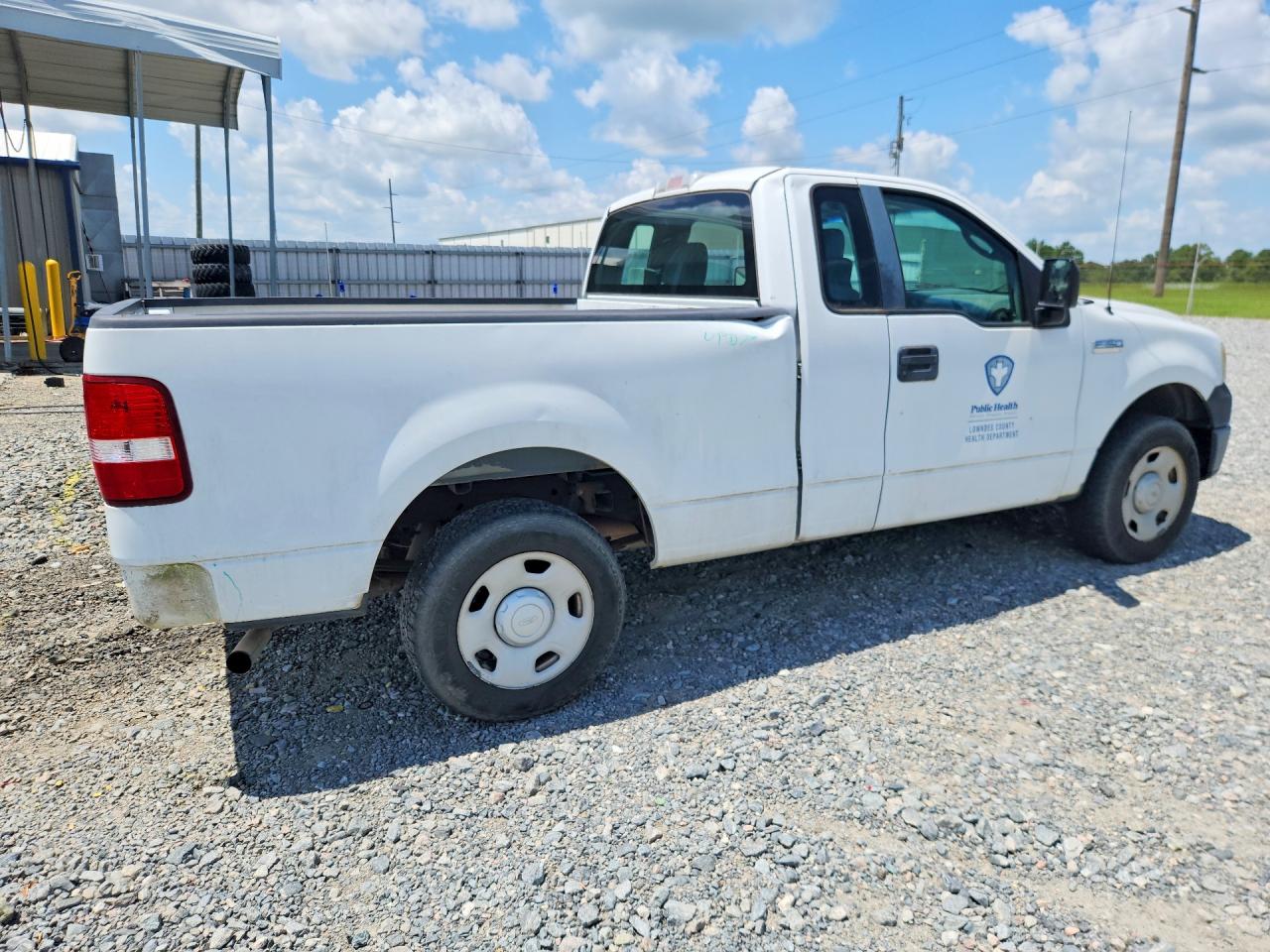2008 Ford F150 White vin: 1FTRF122X8KD19030