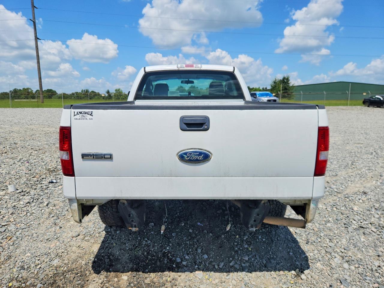 2008 Ford F150 White vin: 1FTRF122X8KD19030