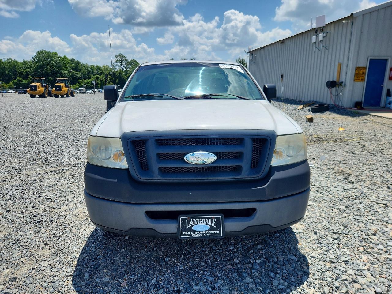 2008 Ford F150 White vin: 1FTRF122X8KD19030