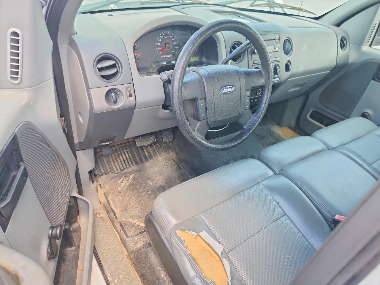 2008 Ford F150 White vin: 1FTRF122X8KD19030