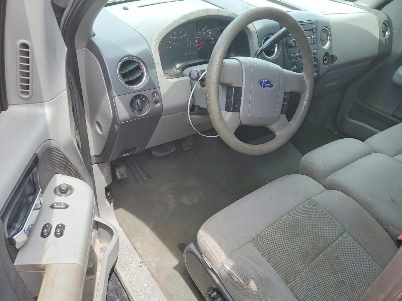 2006 Ford F150 Black vin: 1FTRF12546NA74098