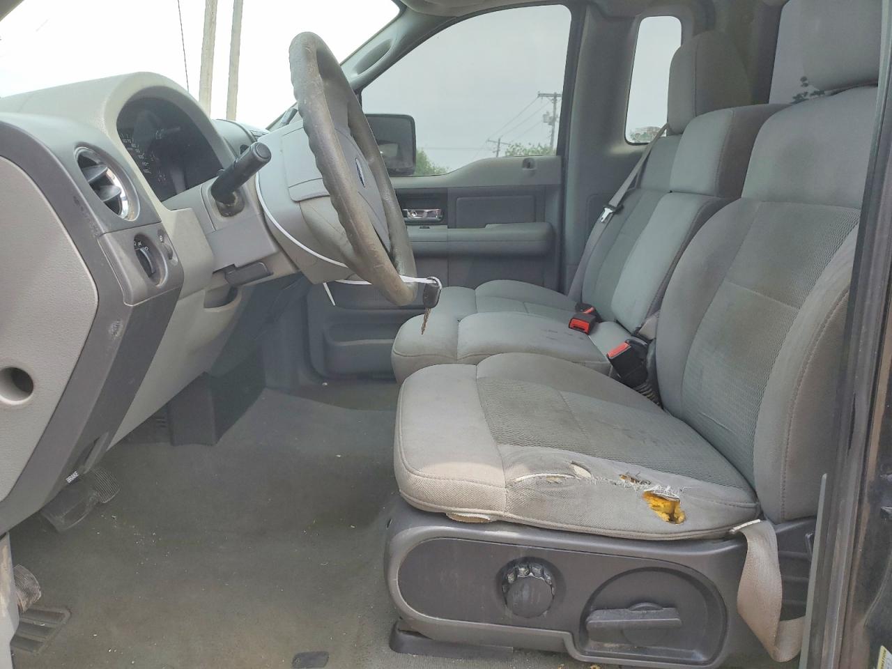 2006 Ford F150 Black vin: 1FTRF12546NA74098