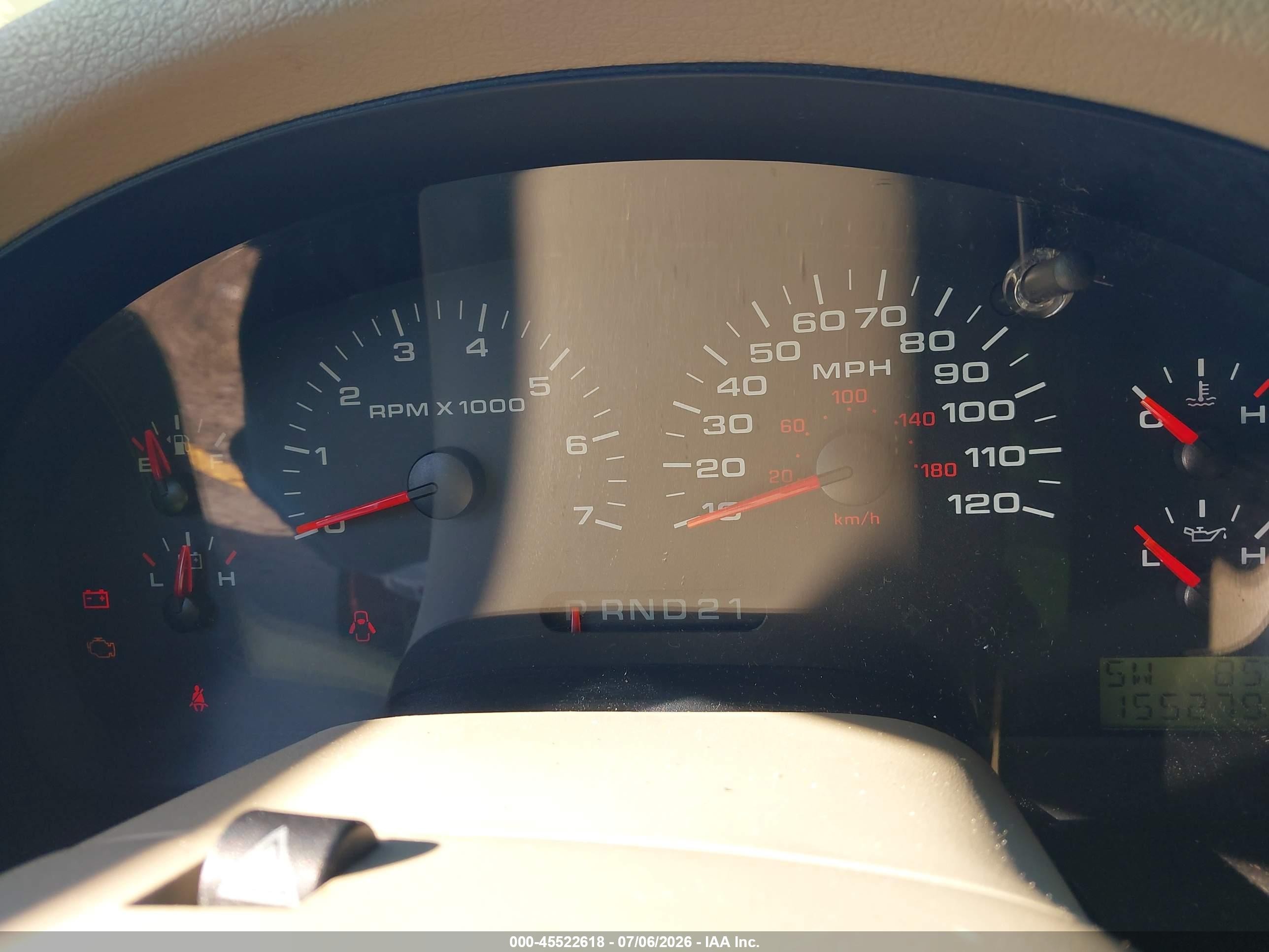2004 Ford F-150 Xl/xlt Red vin: 1FTRF12554NC59807