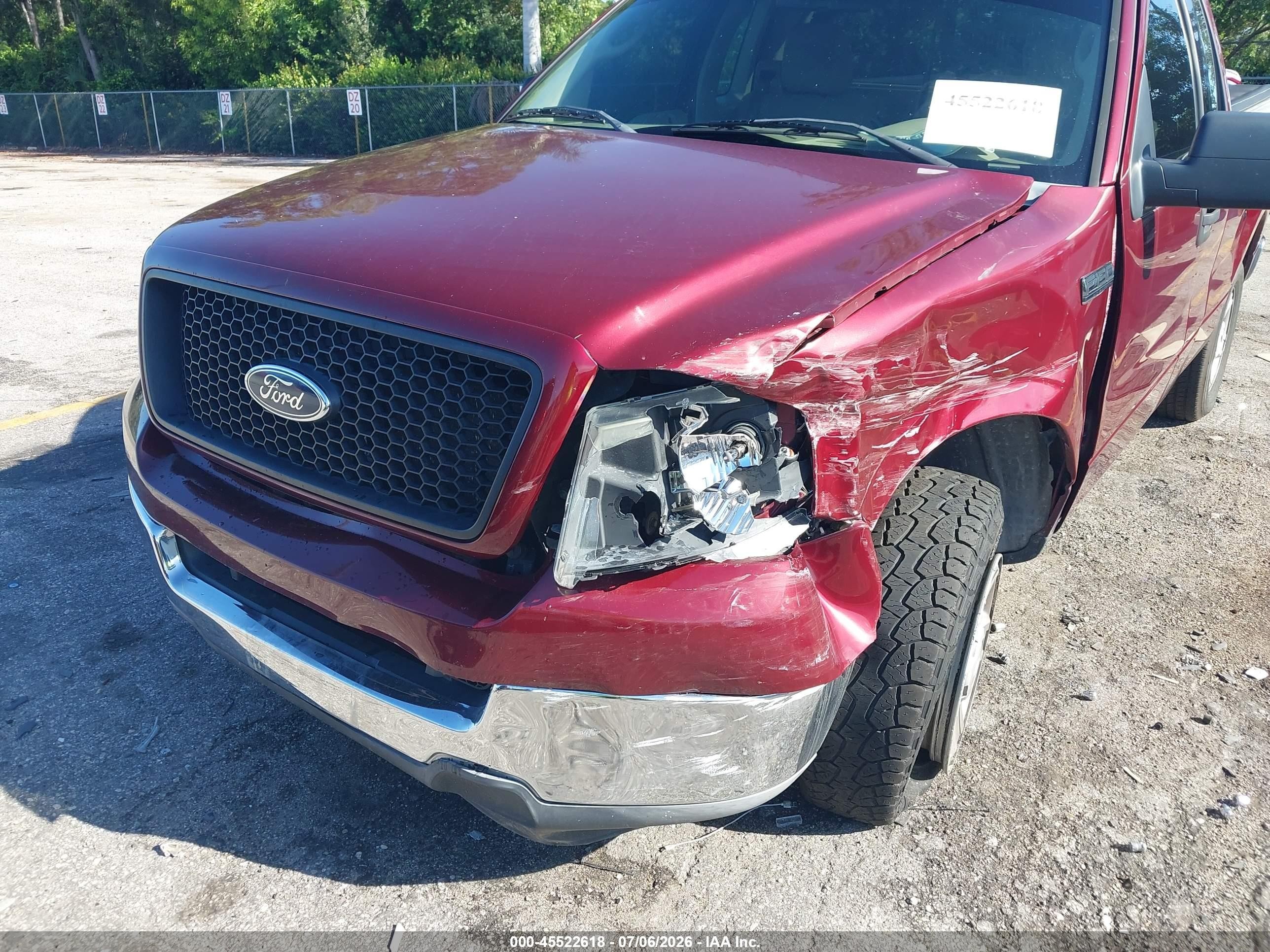 2004 Ford F-150 Xl/xlt Red vin: 1FTRF12554NC59807