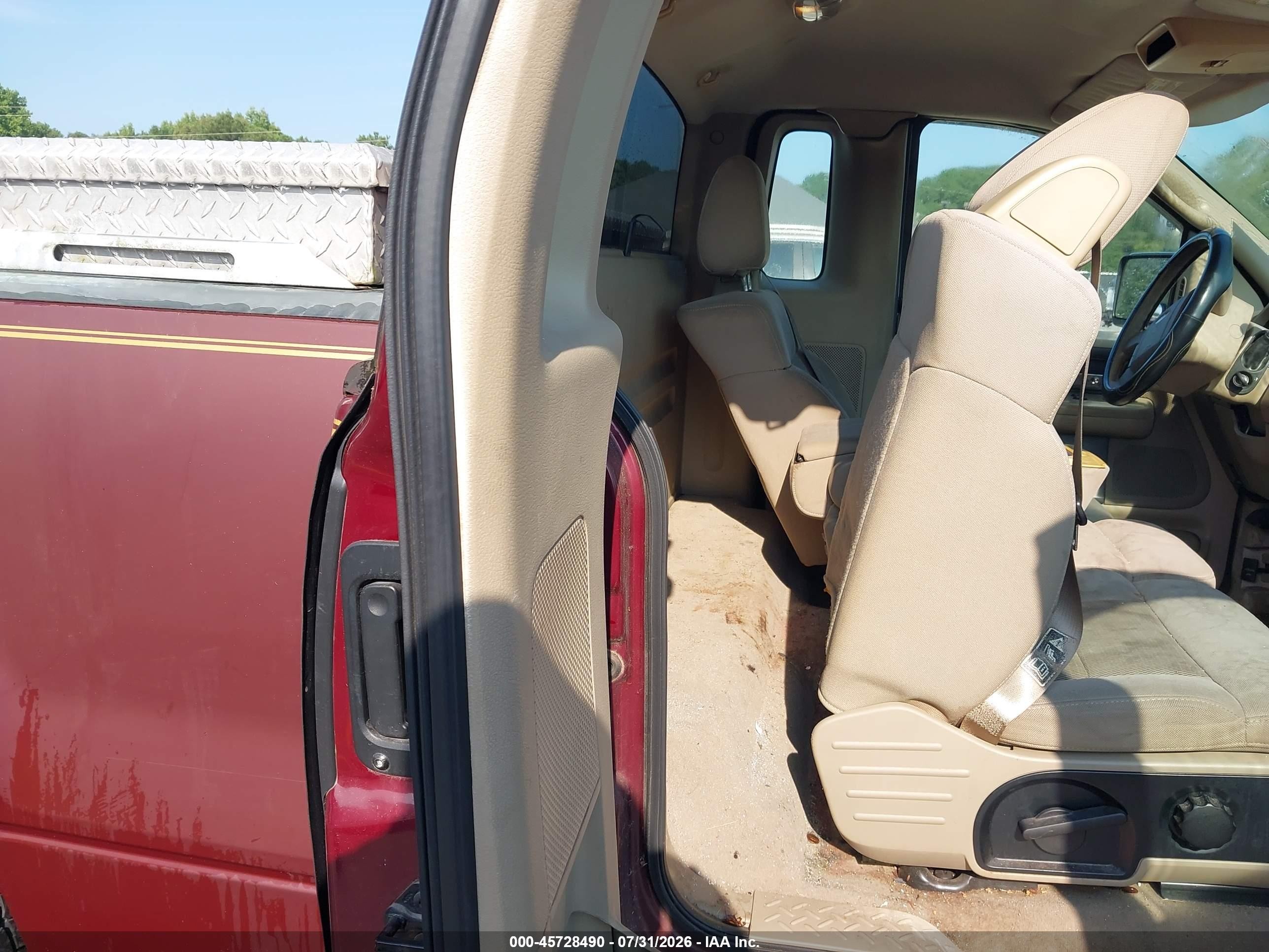 2004 Ford F-150 Xl/xlt Burgundy vin: 1FTRF12574NA90700
