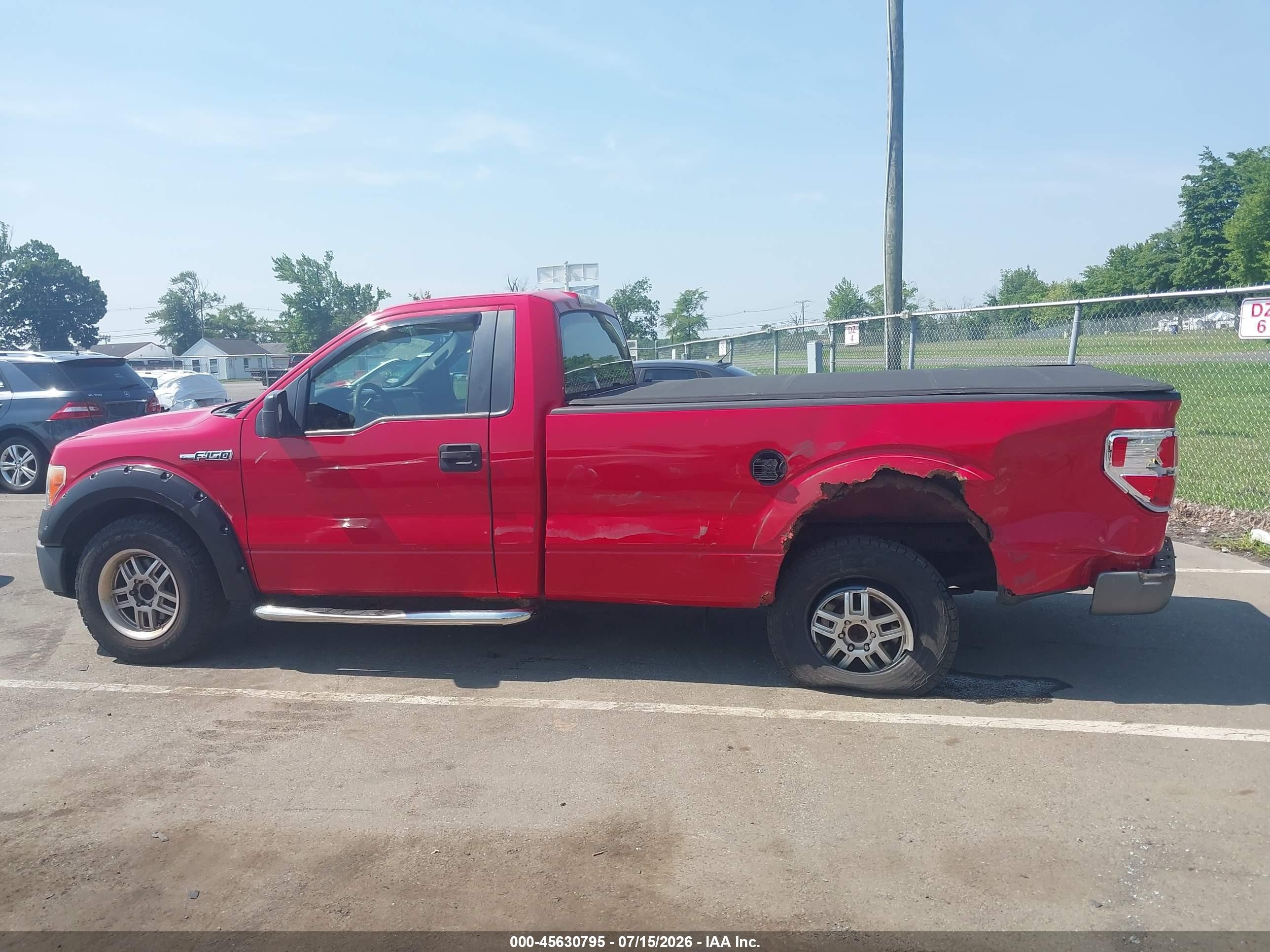 2009 Ford F-150 Xl/xl W/midbox Prep/xlt/xlt W/midbox Prep Red vin: 1FTRF12849KB42545