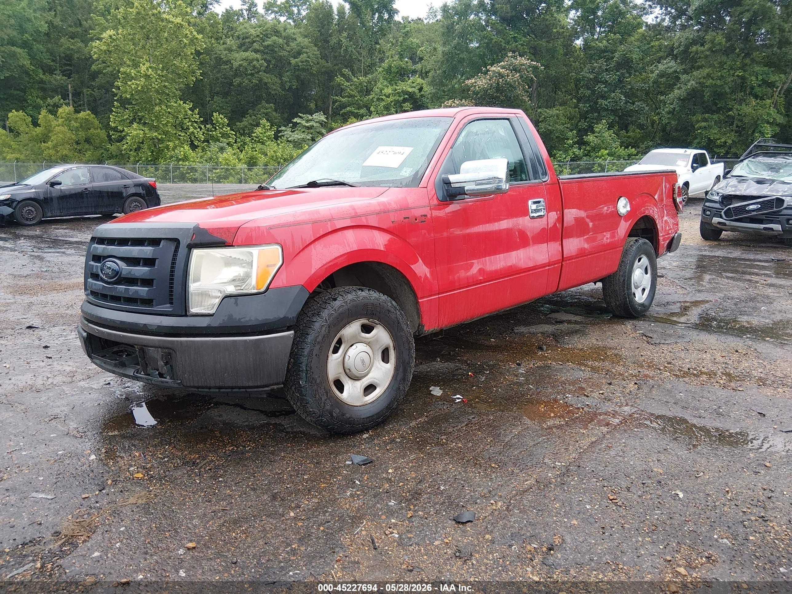 2009 Ford F-150 Xl/xlt Red vin: 1FTRF12869KB06016