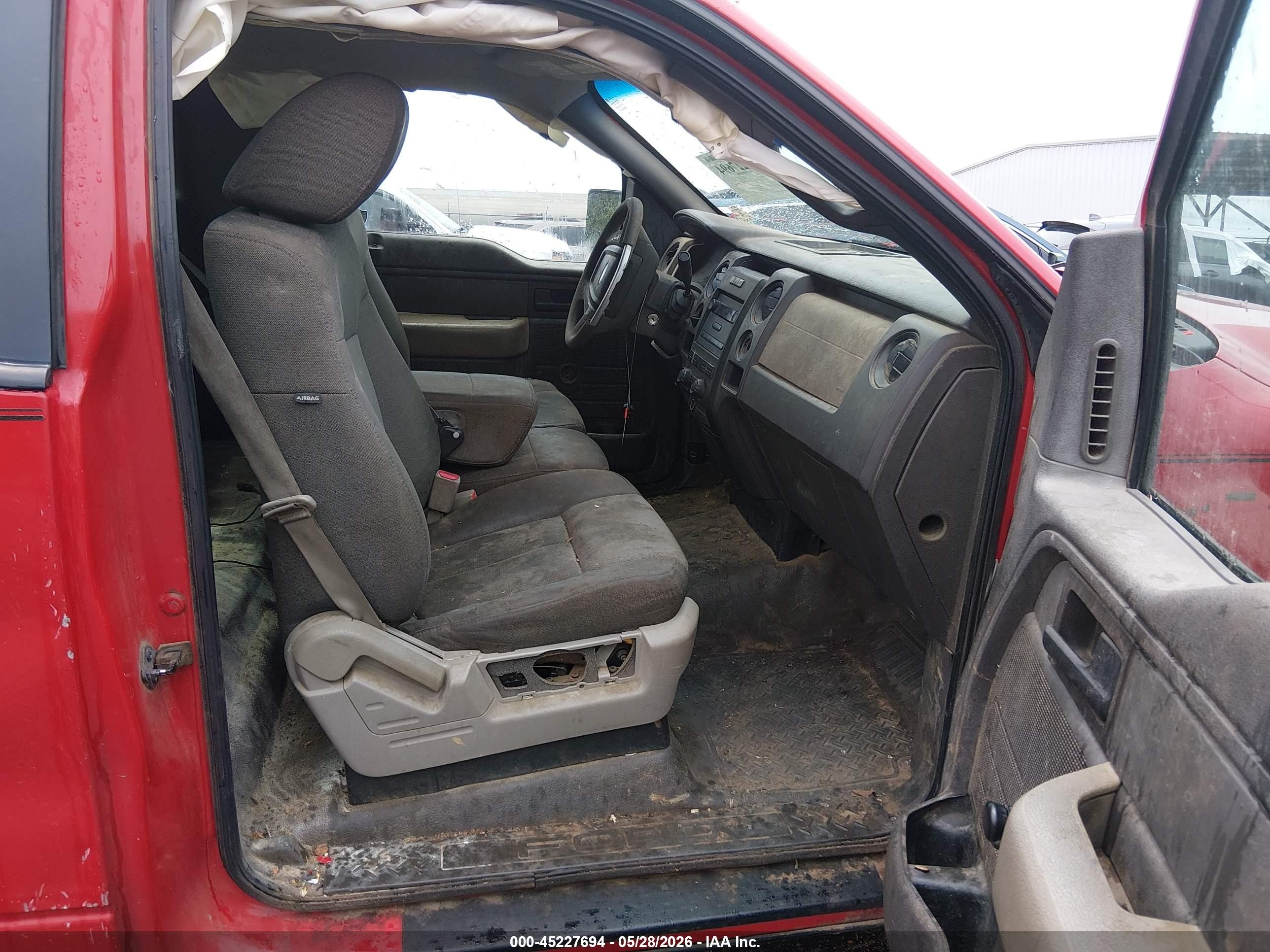 2009 Ford F-150 Xl/xlt Red vin: 1FTRF12869KB06016