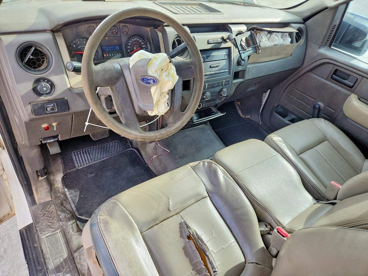 2009 Ford F150 Белый vin: 1FTRF12879KB57511